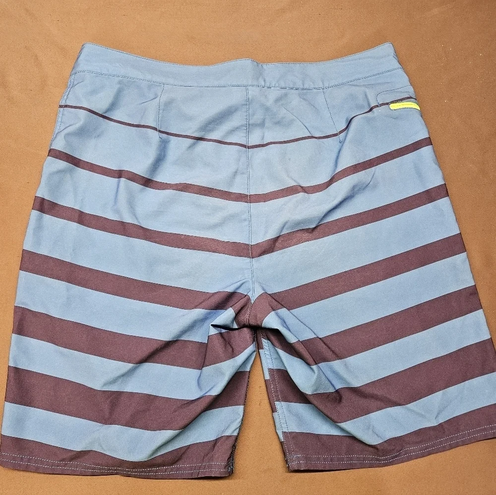Vineyard Vines Board Shorts Adult 33 Blue Striped Swim Trunks Mens